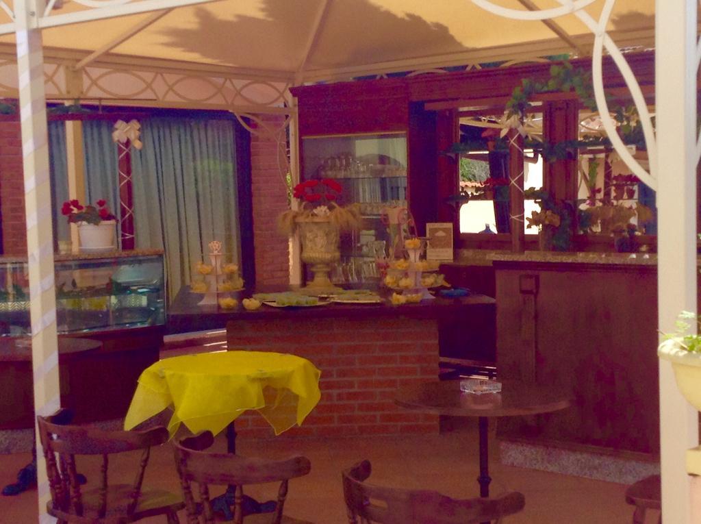 Gallicano nel Lazio Villa Paradise Resort מראה חיצוני תמונה